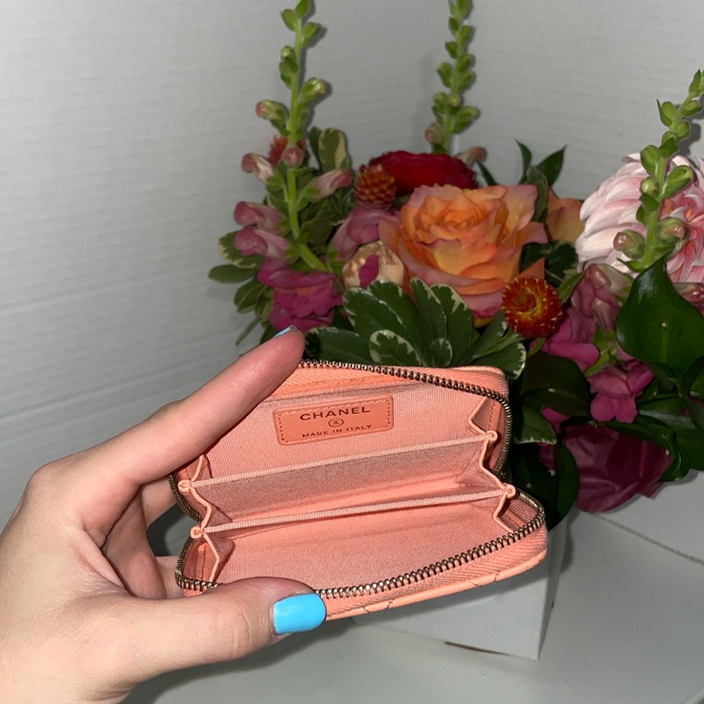 CHANEL CLASSIC ZIPPED COIN PURSE - Picture 2 of 9